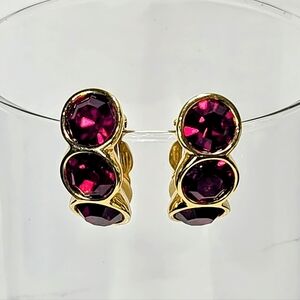 VINTAGE SWAROVSKI CRYSTAL BEZEL SET CLIP-ON EARRINGS SWAN SIGNED